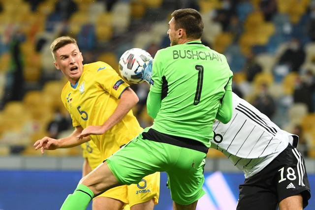 哈登里程碑詹姆斯25+11 快船轻取湖人4连胜