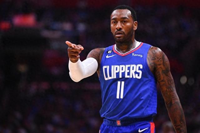 国际足坛中锋身价Top10：哈兰德1.8亿欧元霸榜